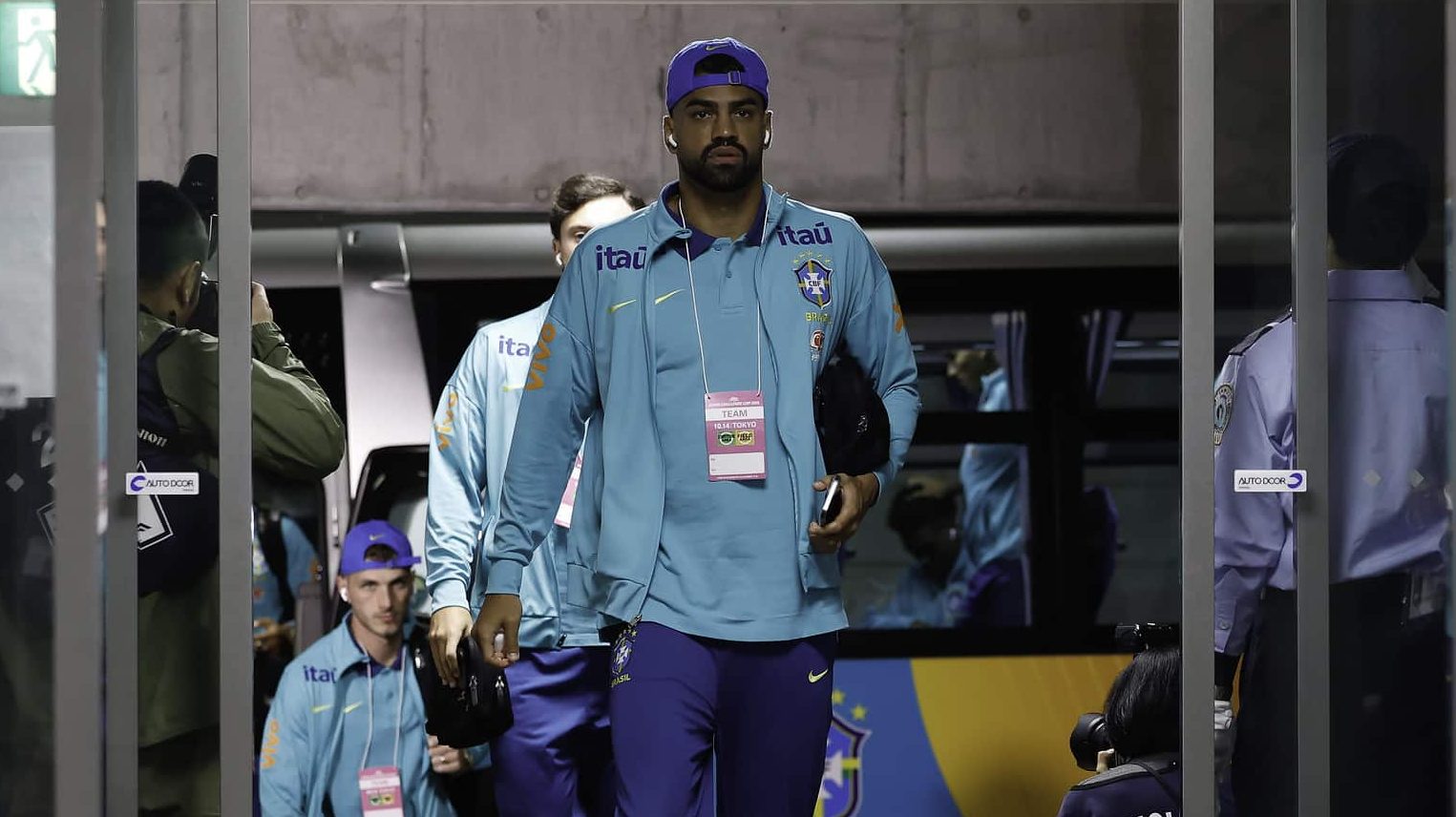 Fabr&iacute;cio Bruno pela sele&ccedil;&atilde;o brasileira (Foto: @rafaelribeirorio/ CBF)
