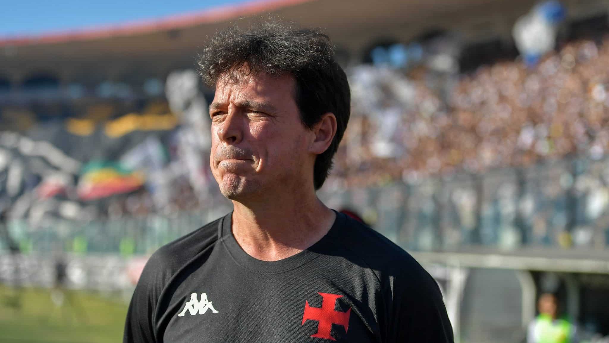 Fernando Diniz durante Vasco x Vit&oacute;ria (Foto: Icon Sport)