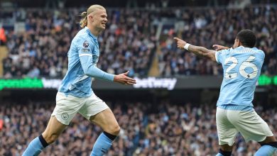 Haaland com recordes e assist&ecirc;ncia de Savinho marcam vit&oacute;ria que leva o Manchester City &agrave; lideran&ccedil;a