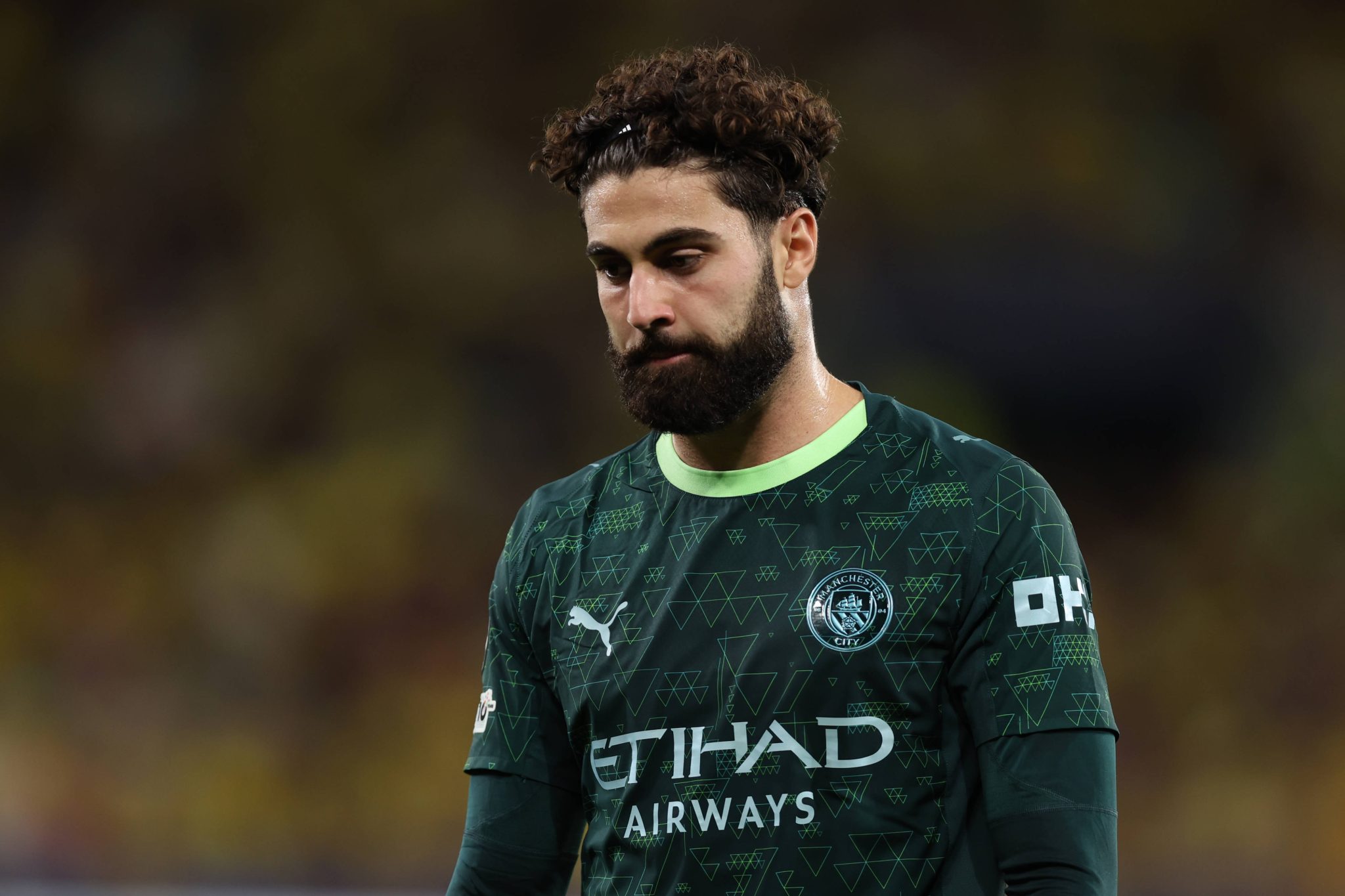 &lsquo;Pensei em desistir do futebol por causa do basquete&rsquo;: O desabafo de refor&ccedil;o de R$ 484 milh&otilde;es