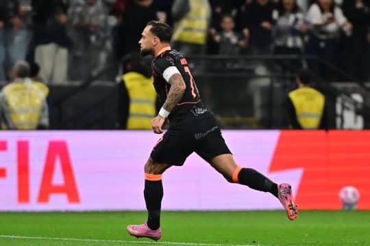 Da celebra&ccedil;&atilde;o ao al&iacute;vio: Corinthians celebra duas vit&oacute;rias e uma boa not&iacute;cia em Itaquera