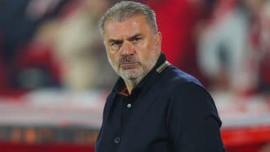 &lsquo;N&atilde;o me surpreende&rsquo;: T&eacute;cnico do Forest responde cantos de &lsquo;demitido&rsquo; da pr&oacute;pria torcida