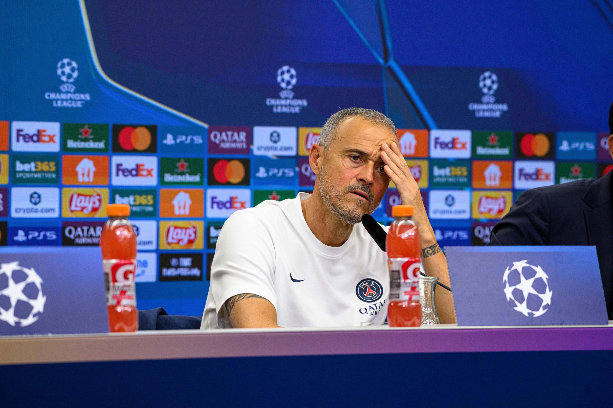 Por que refor&ccedil;o de R$ 397 milh&otilde;es ainda n&atilde;o se encaixou no PSG de Luis Enrique