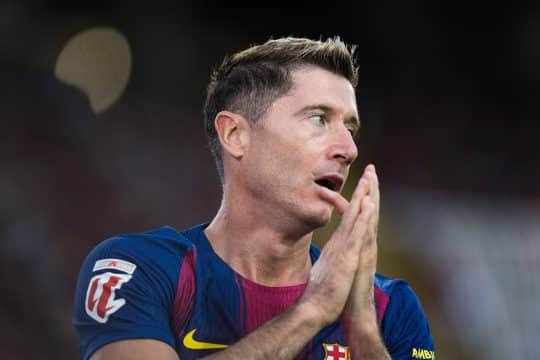 Por que Lewandowski perdeu status de intoc&aacute;vel no Barcelona