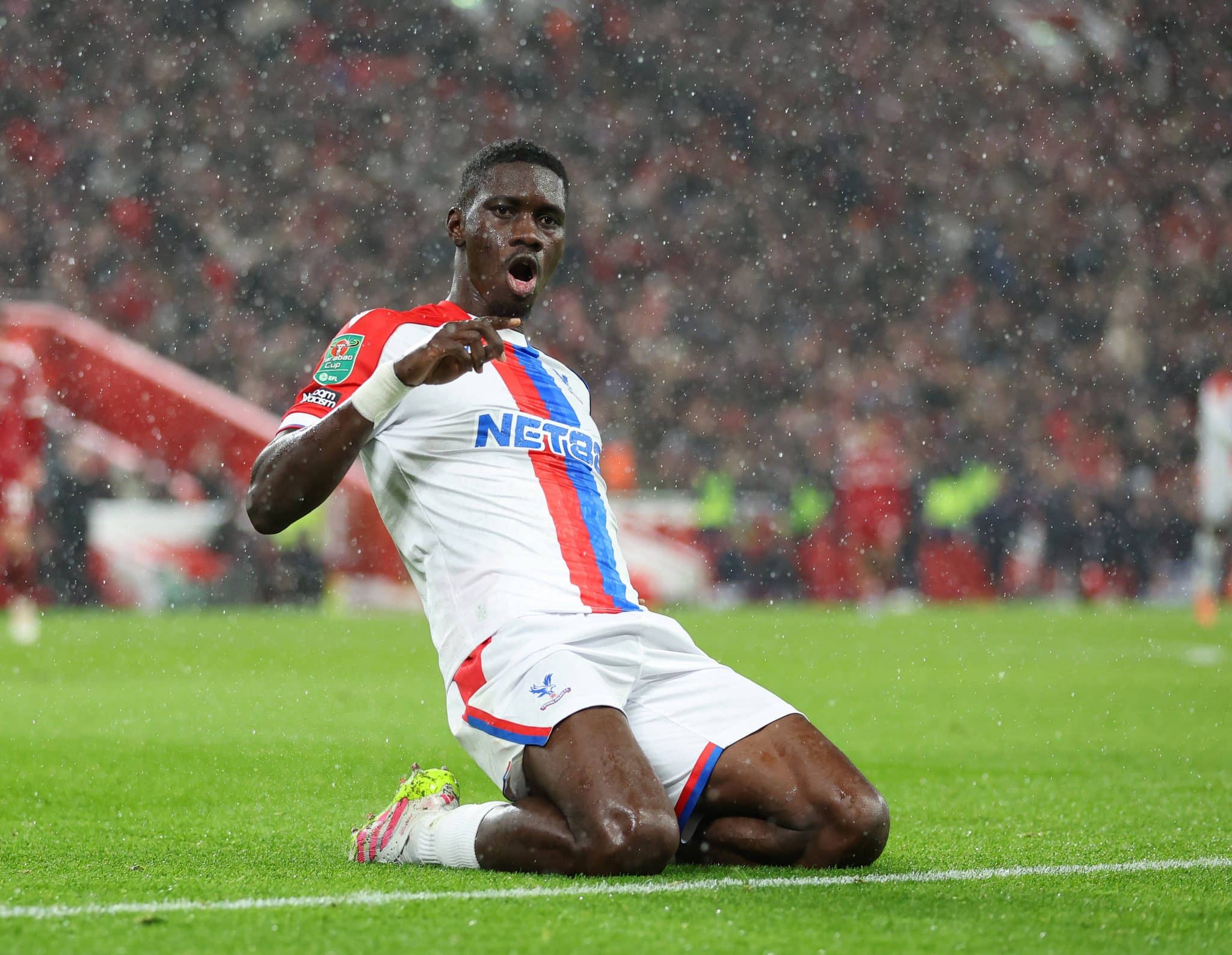 Sarr comemora gol do Crystal Palace