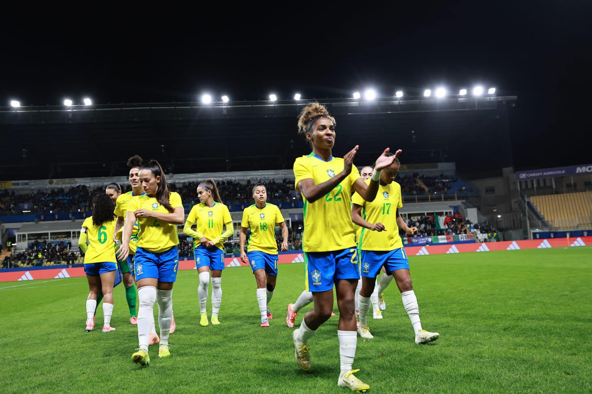 Sele&ccedil;&atilde;o brasileira feminina durante Data Fifa de outubro (Foto: L&iacute;via Villas Boas / CBF)