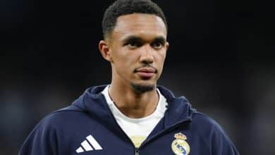 &lsquo;Eu n&atilde;o teria feito isso&rsquo;: Lenda do Liverpool, Gerrard faz cr&iacute;tica a Alexander-Arnold