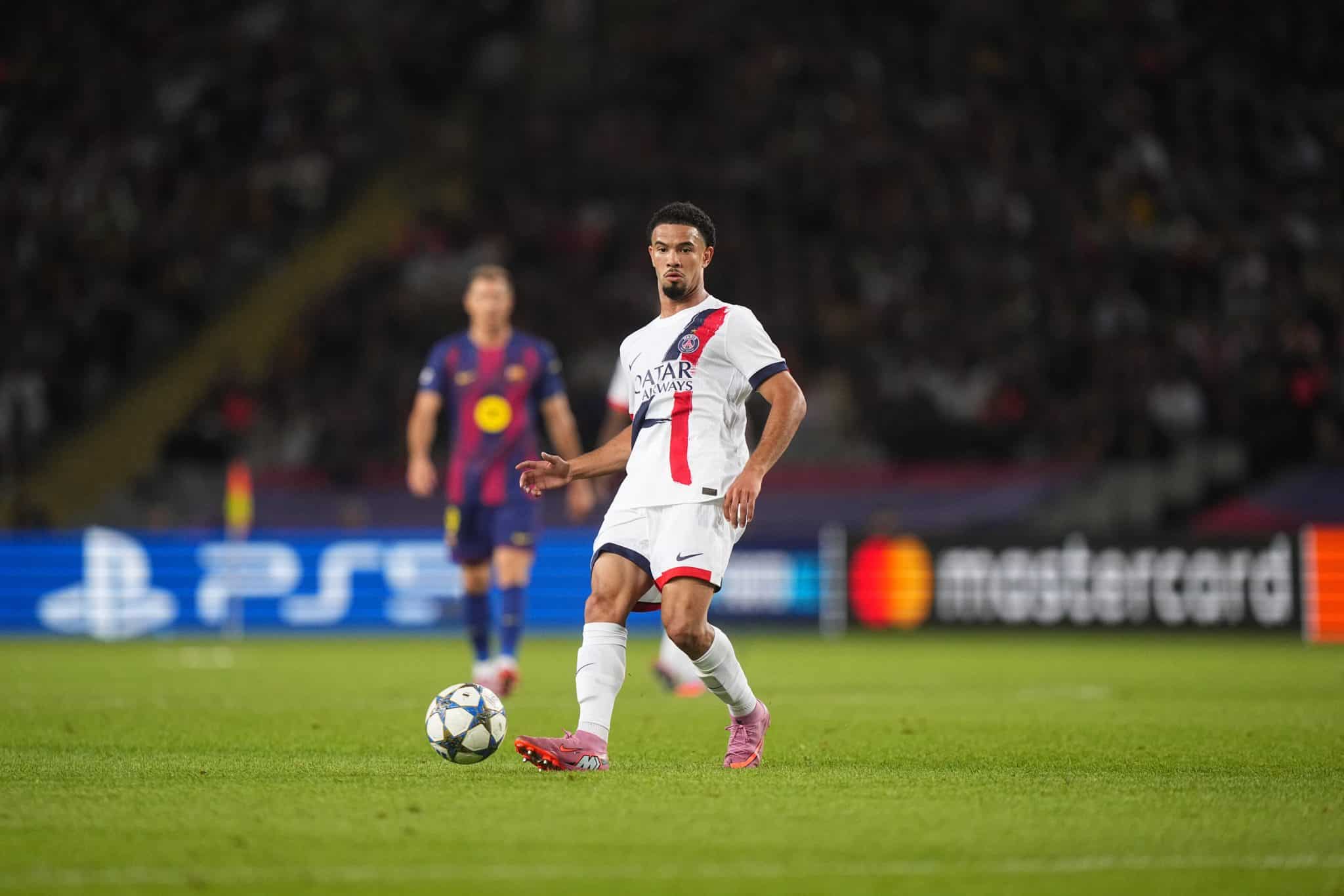 Zaire-Emery em a&ccedil;&atilde;o pelo PSG