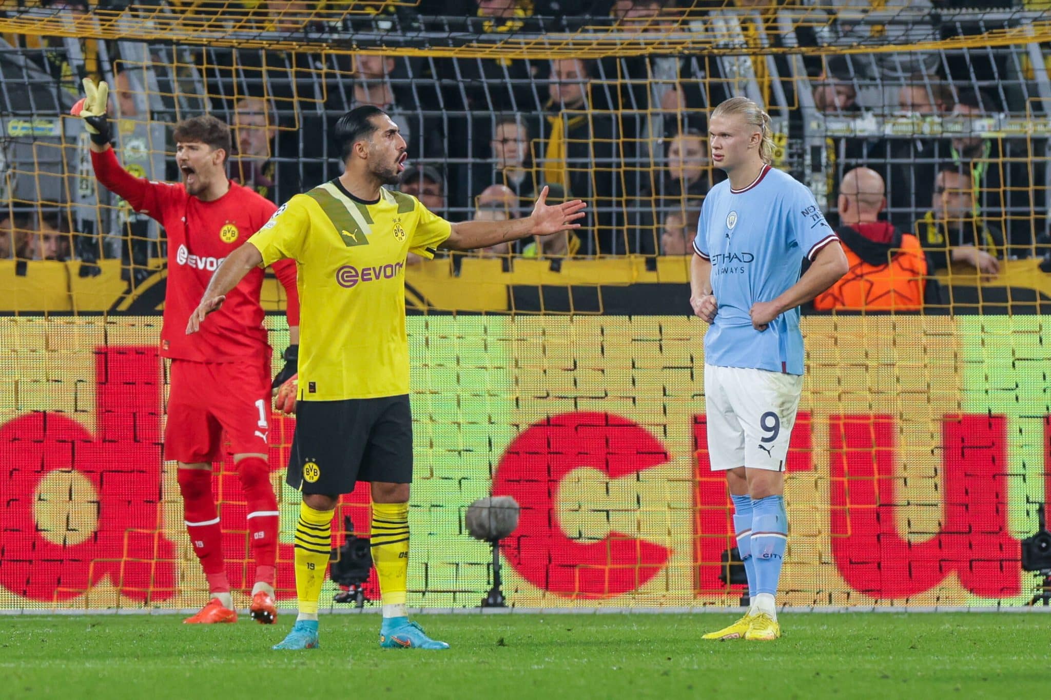 Haaland, Kobel e Can em Dortmund x City