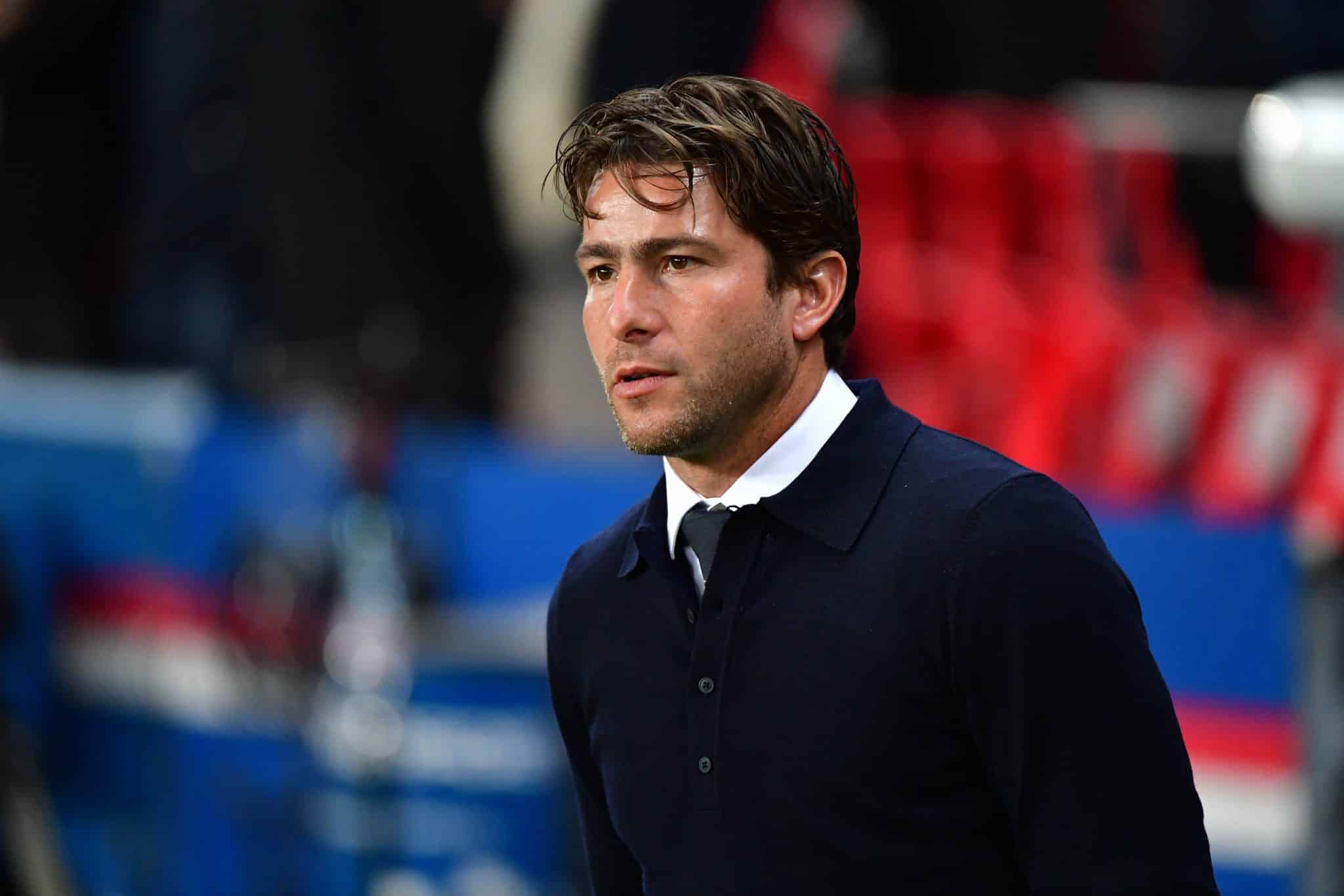 Por que ex-sele&ccedil;&atilde;o brasileira est&aacute; em desvantagem na corrida por cargo de diretor do Ajax?