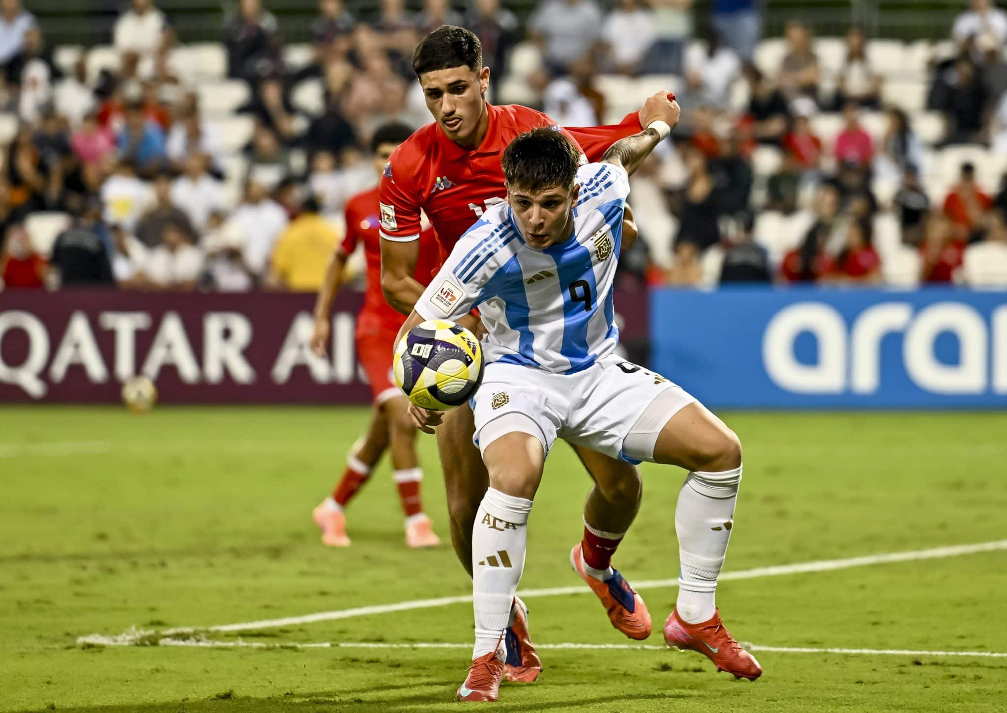 Thomas De Martis durante partida da Argentina na Copa do Mundo Sub-17 (Foto: IMAGO / Naushad)