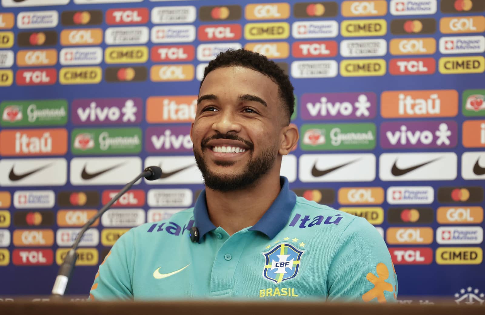 Zagueiro treina com m&aacute;quina da Nasa e sonha com volta &agrave; Sele&ccedil;&atilde;o em tempo para a Copa