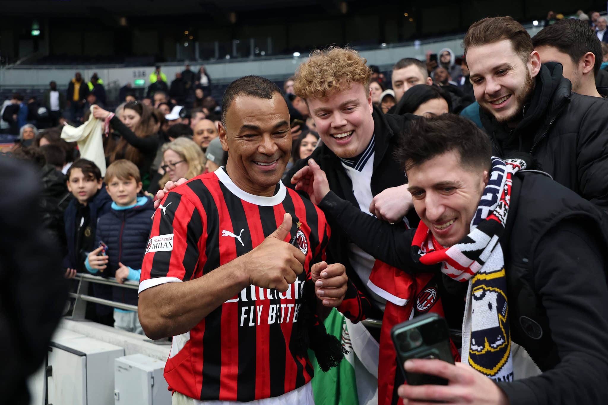 &lsquo;Talvez a It&aacute;lia esteja surpresa&rsquo;: Cafu exalta desempenho de brasileiro na Roma