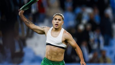 Ex-Inter e Bahia, brasileiro sofre p&ecirc;naltis e &eacute; destaque em vit&oacute;ria de azar&atilde;o na Europa League