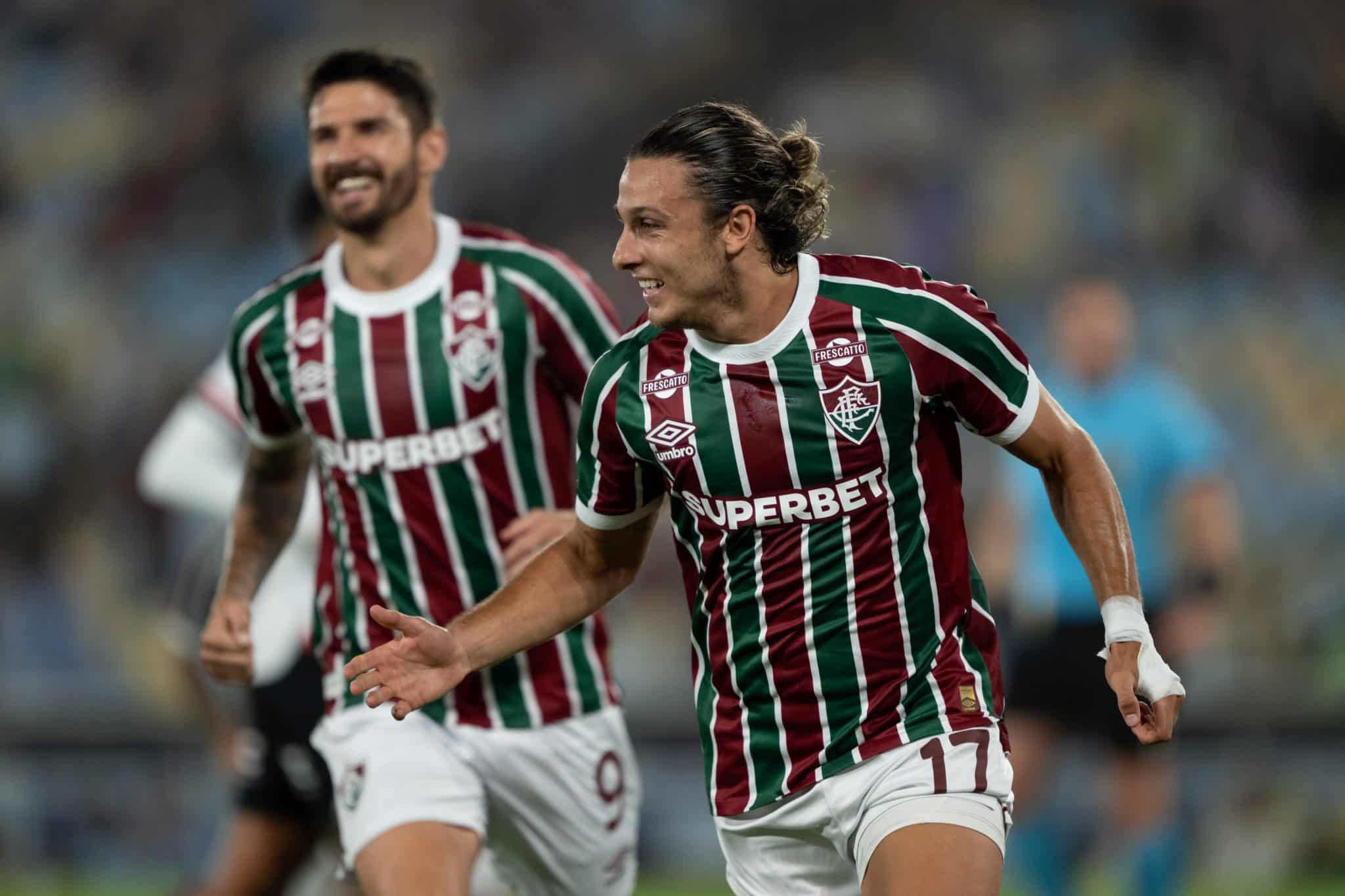 Canobbio celebra gol pelo Fluminense