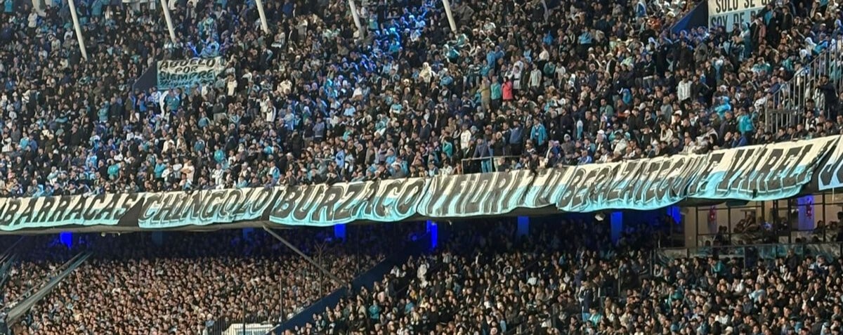 Trapos no est&aacute;dio do Racing