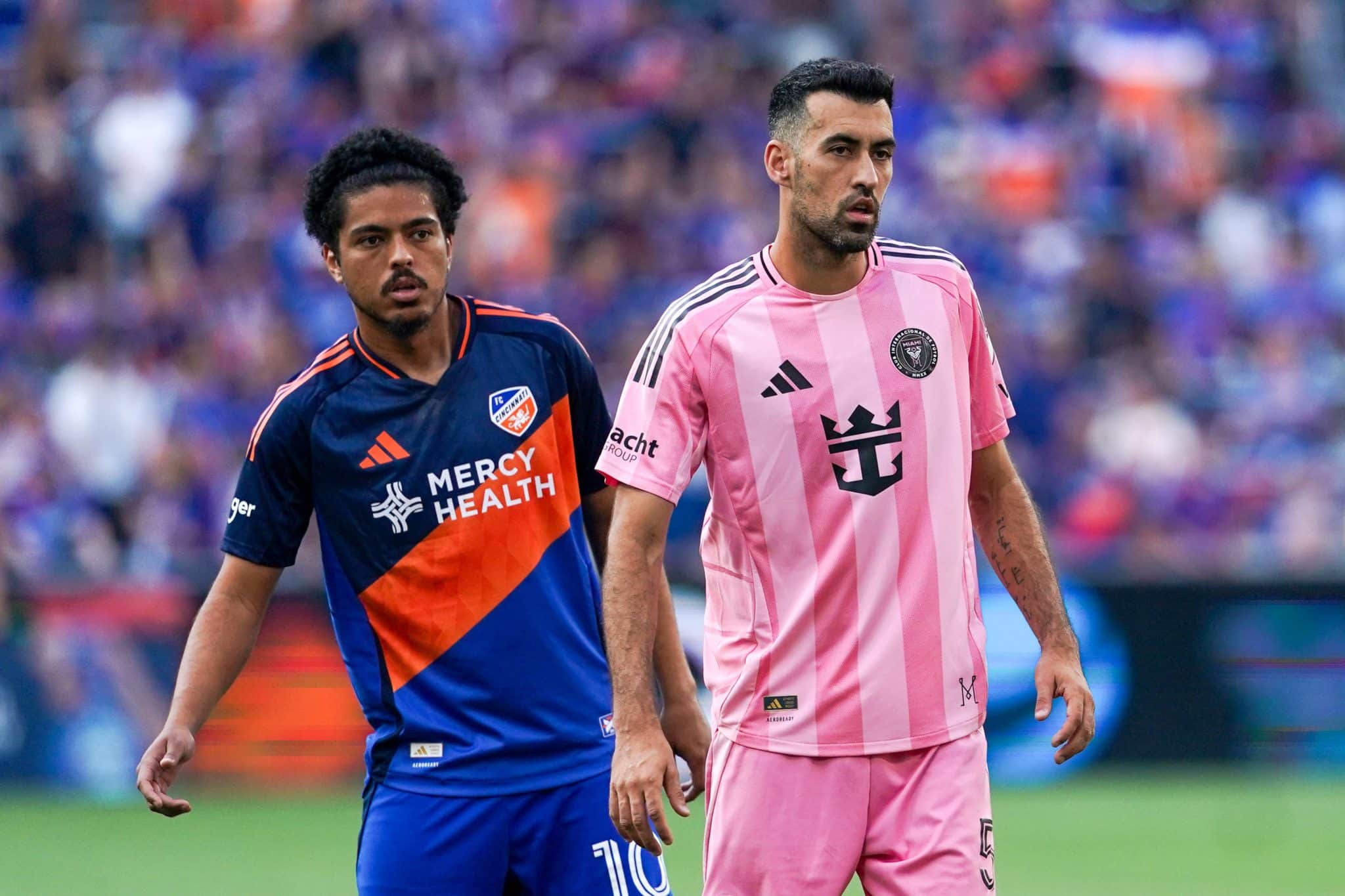 Evander e Busquets em jogo entre Cincinnati e Inter Miami