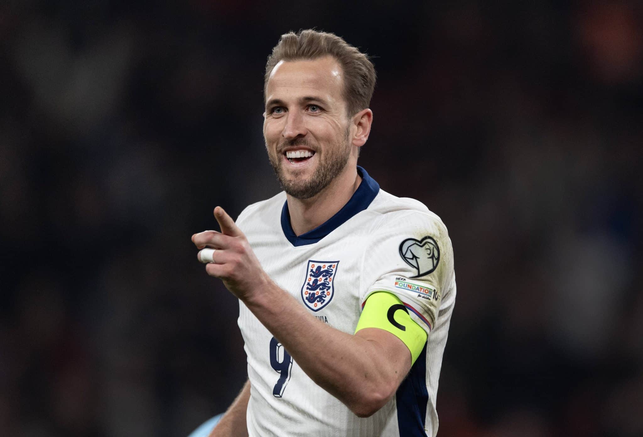 Harry Kane celebra gol pela Inglaterra
