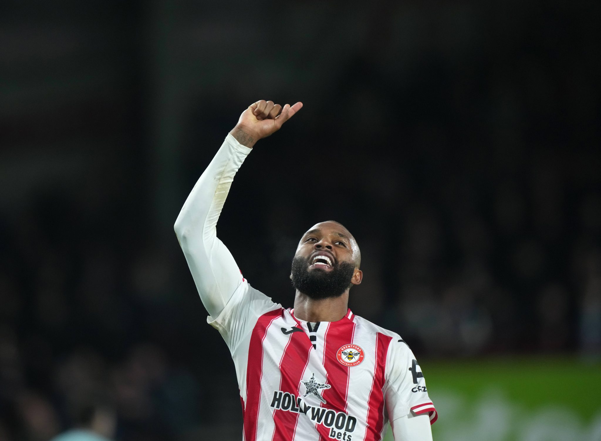 Igor Thiago pelo Brentford (Foto: Imago)