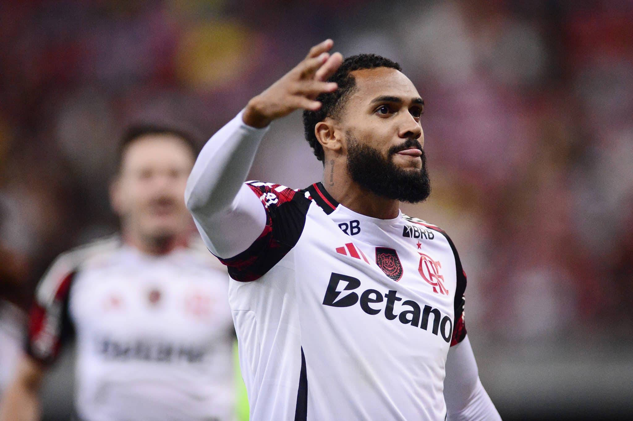 Juninho comemora gol do Flamengo 