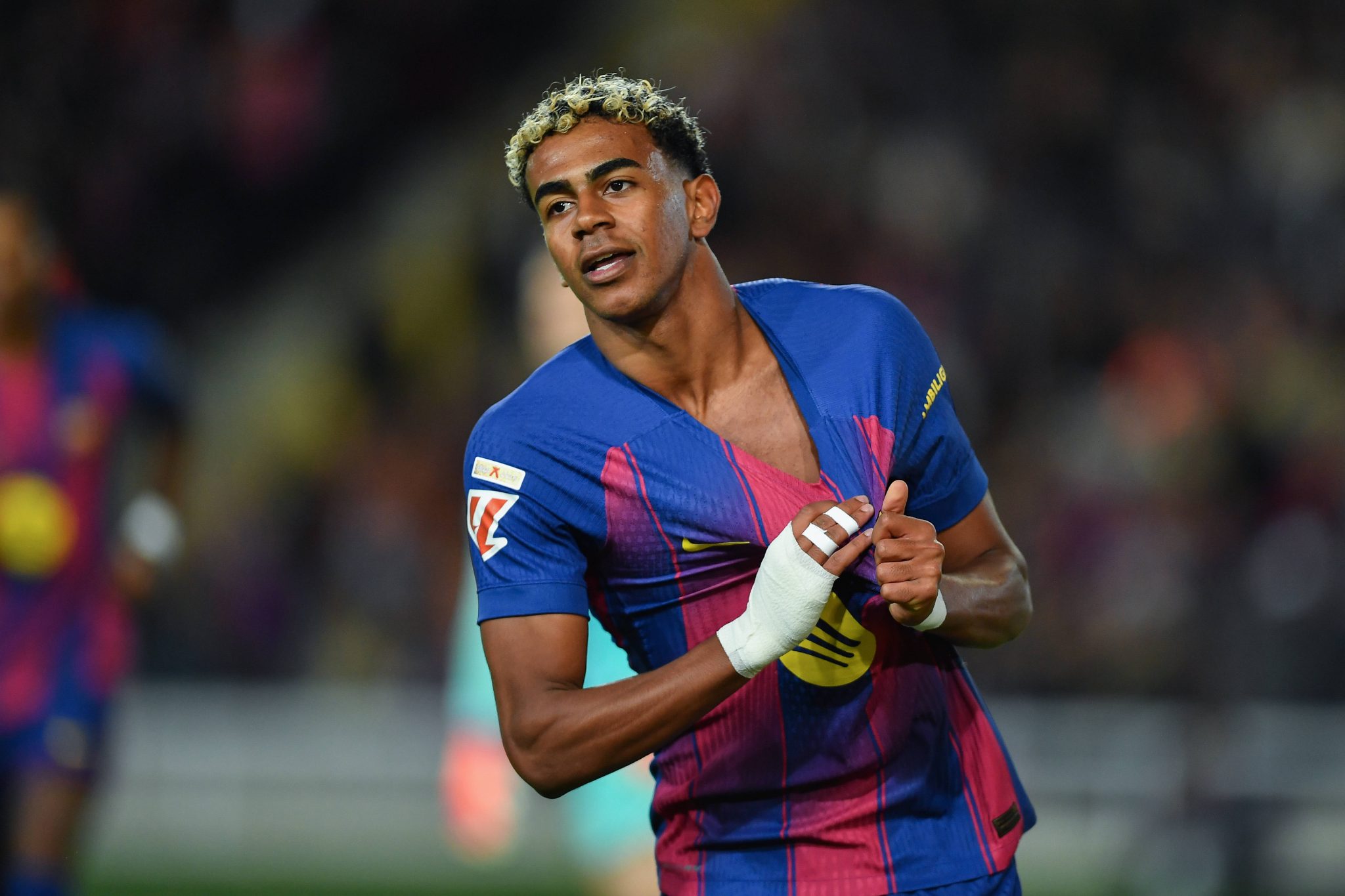 Lamine Yamal retribui prote&ccedil;&atilde;o em vit&oacute;ria, mas Elche exp&otilde;e maior fraqueza do Barcelona