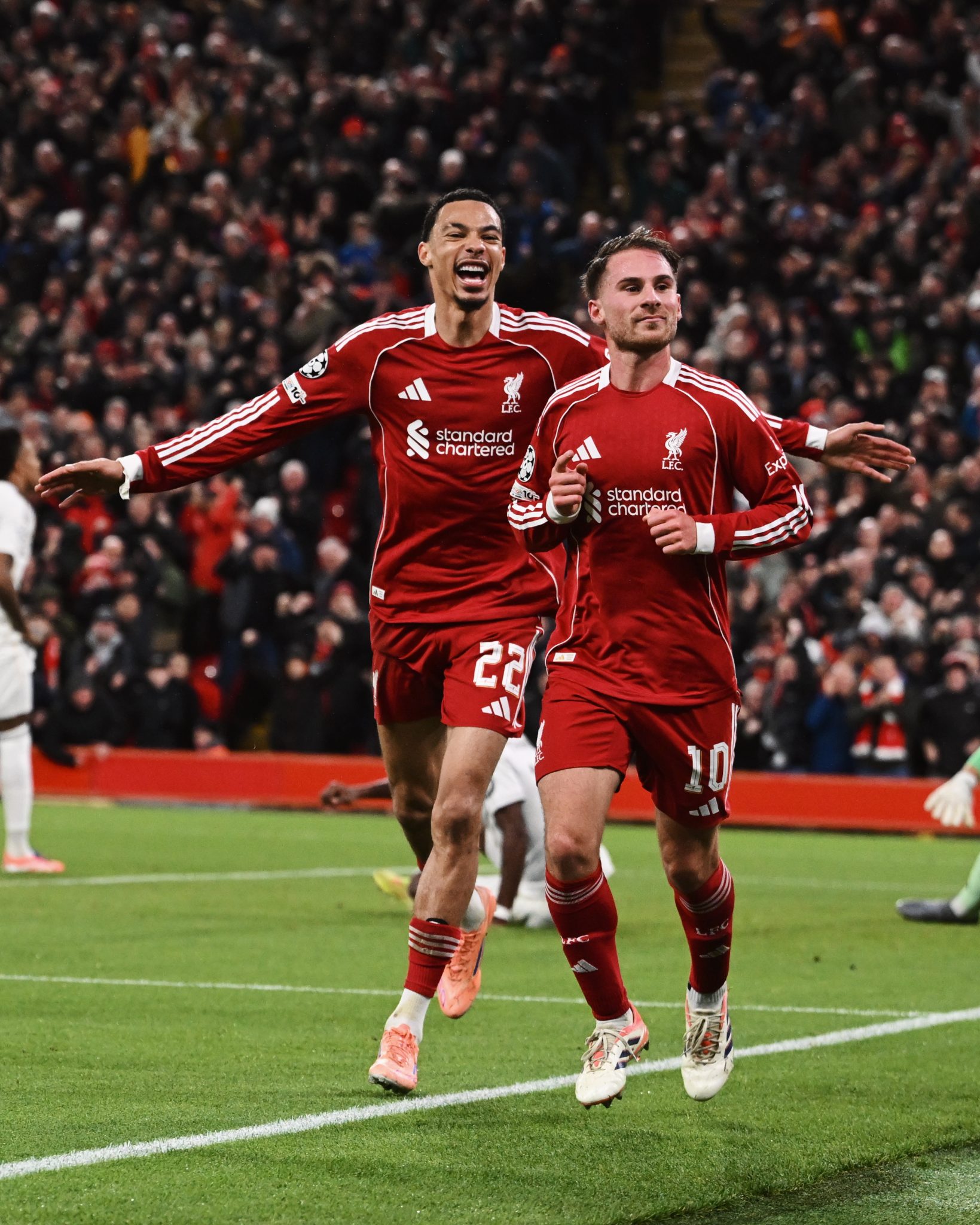 Liverpool supera trauma e bate Real Madrid com recados claros a Slot