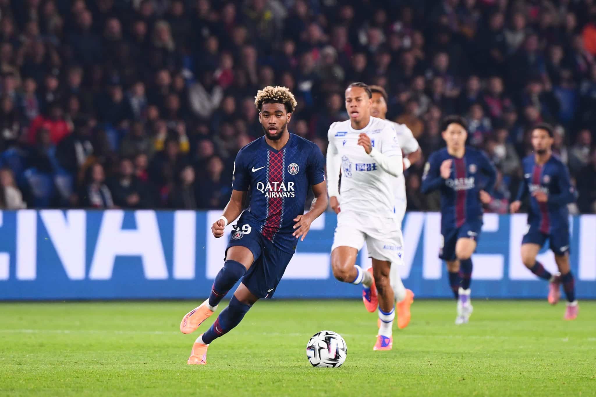 Mbaye em a&ccedil;&atilde;o pelo PSG