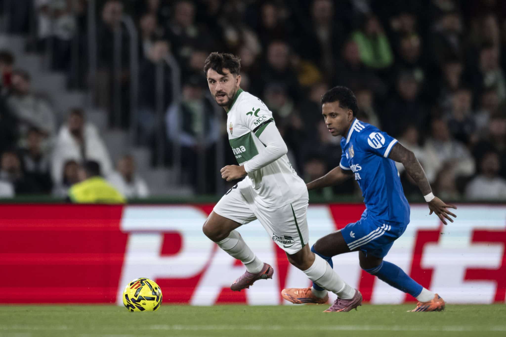 Rodrygo em jogo entre Real Madrid e Elche