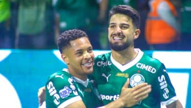 Dupla resolve de novo para um Palmeiras ainda mais líder contra o Santos