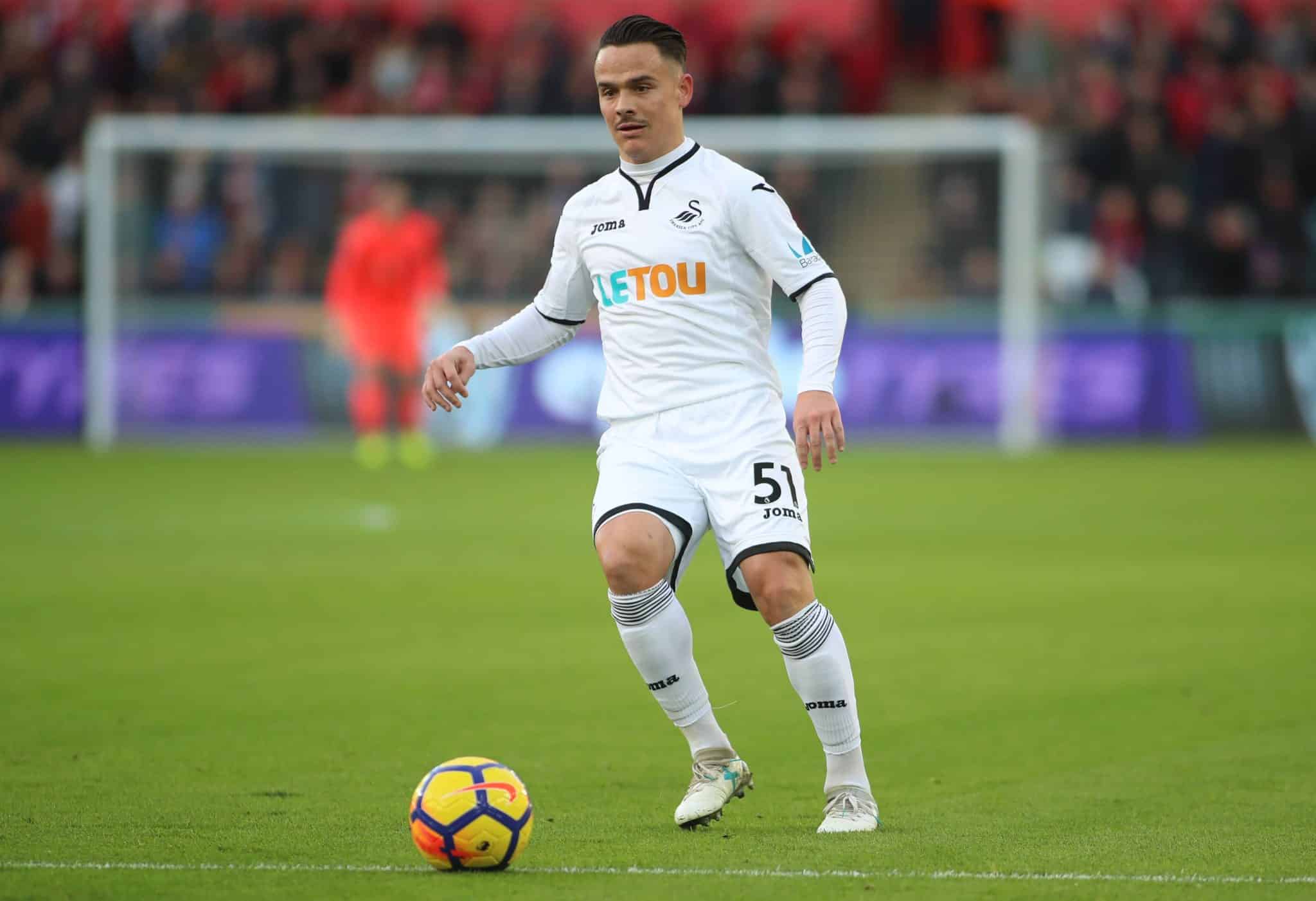 Roque Mesa pelo Swansea City, em novembro de 2017 (Foto: Imago)