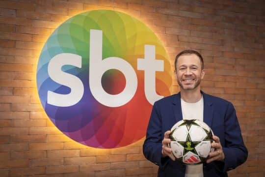 &lsquo;Gol dos caras&rsquo;: Leifert explica bord&atilde;o e antecipa como vai narrar Atl&eacute;tico na final da Sul-Americana