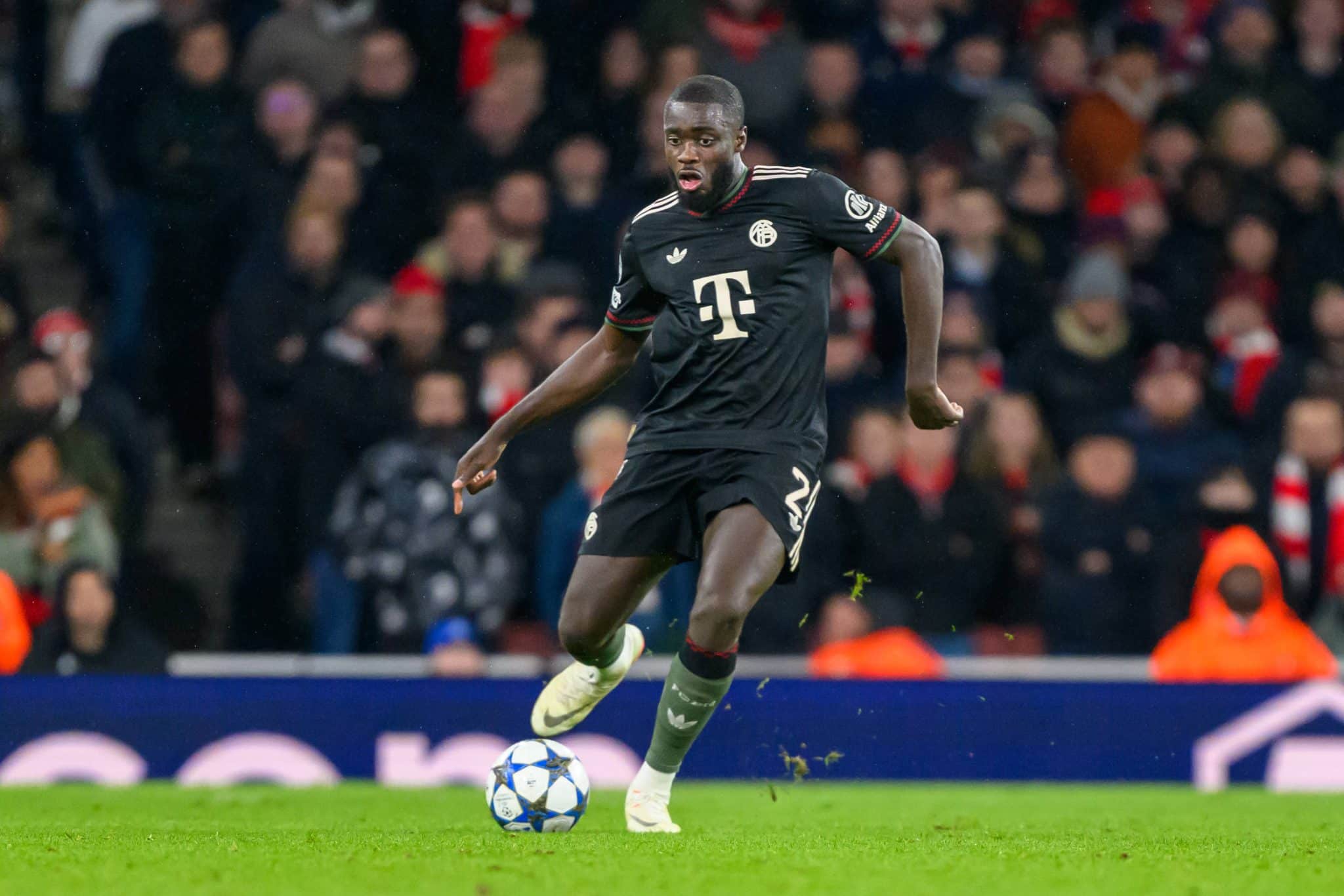 Upamecano pelo Bayern de Munique