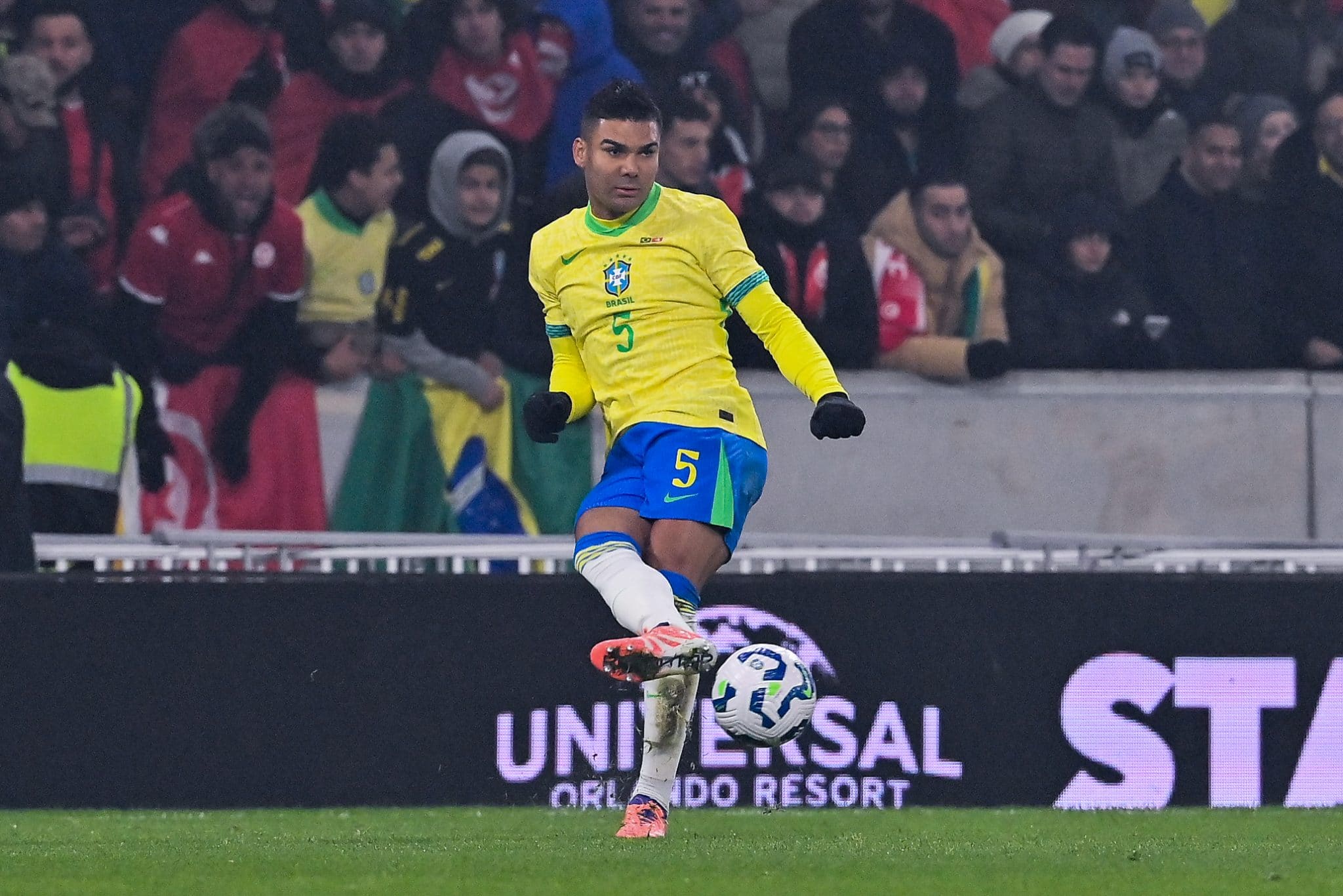 Casemiro, em a&ccedil;&atilde;o pela Sele&ccedil;&atilde;o