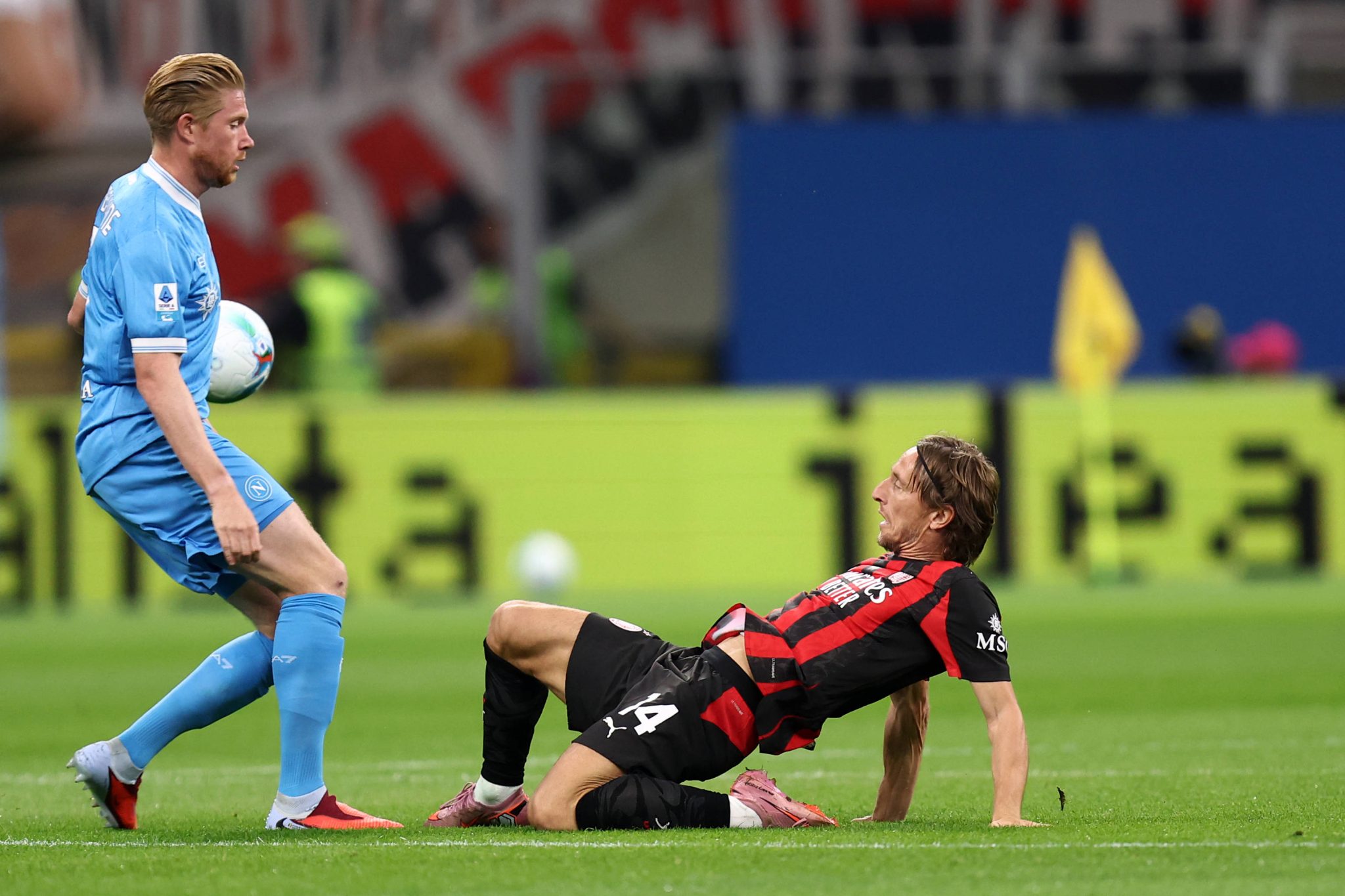 Kevin De Bruyne e Luka Modrić no Campeonato Italiano (Foto: Imago)