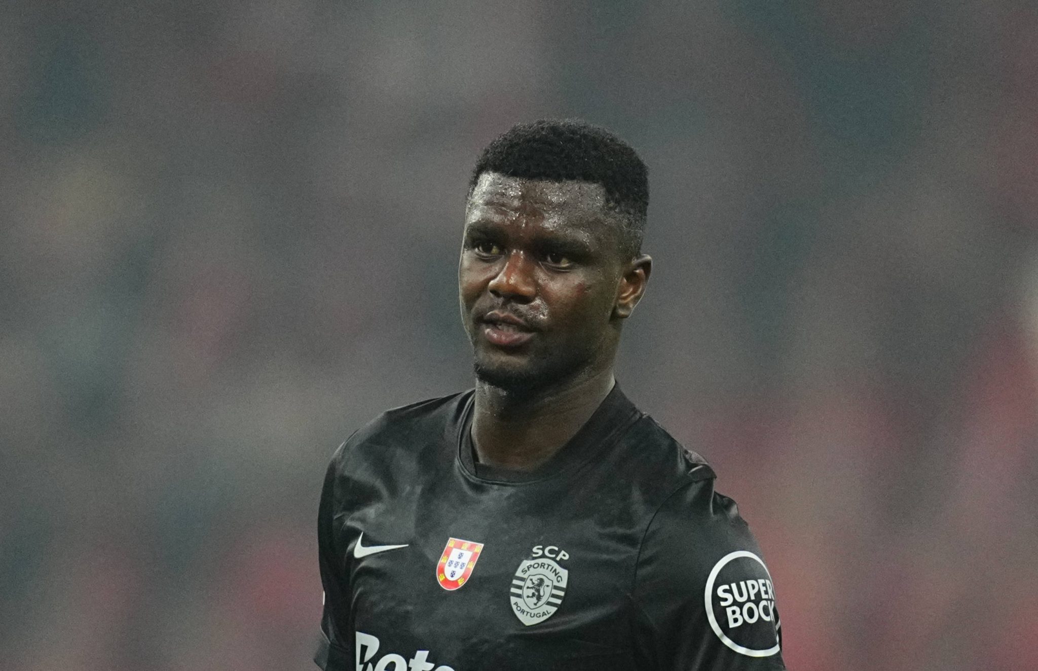 Diomand&eacute; em jogo do Sporting na Champions League