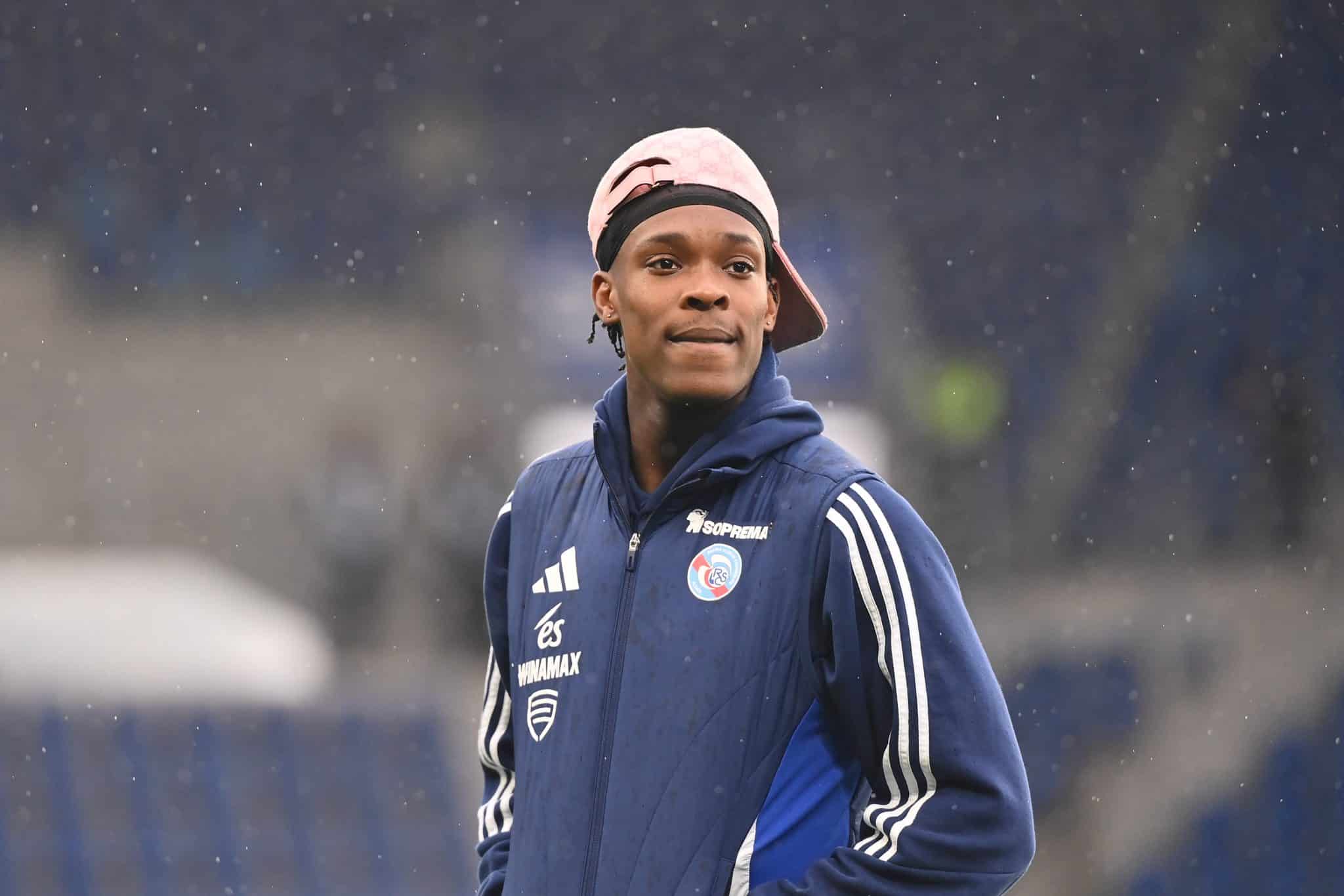 Emanuel Emegha em jogo do Strasbourg