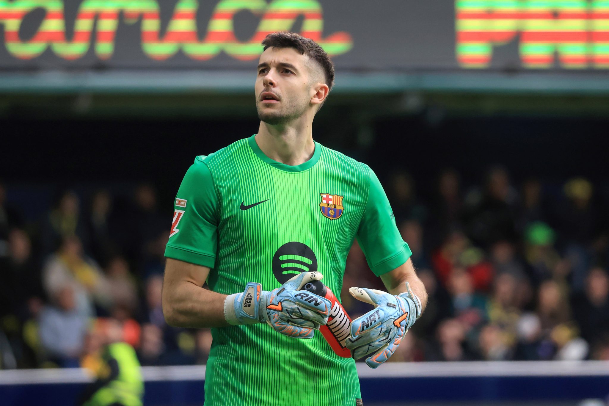 Alto risco: Por que goleiro do Barcelona obriga rival a adotar esquema de seguran&ccedil;a especial?