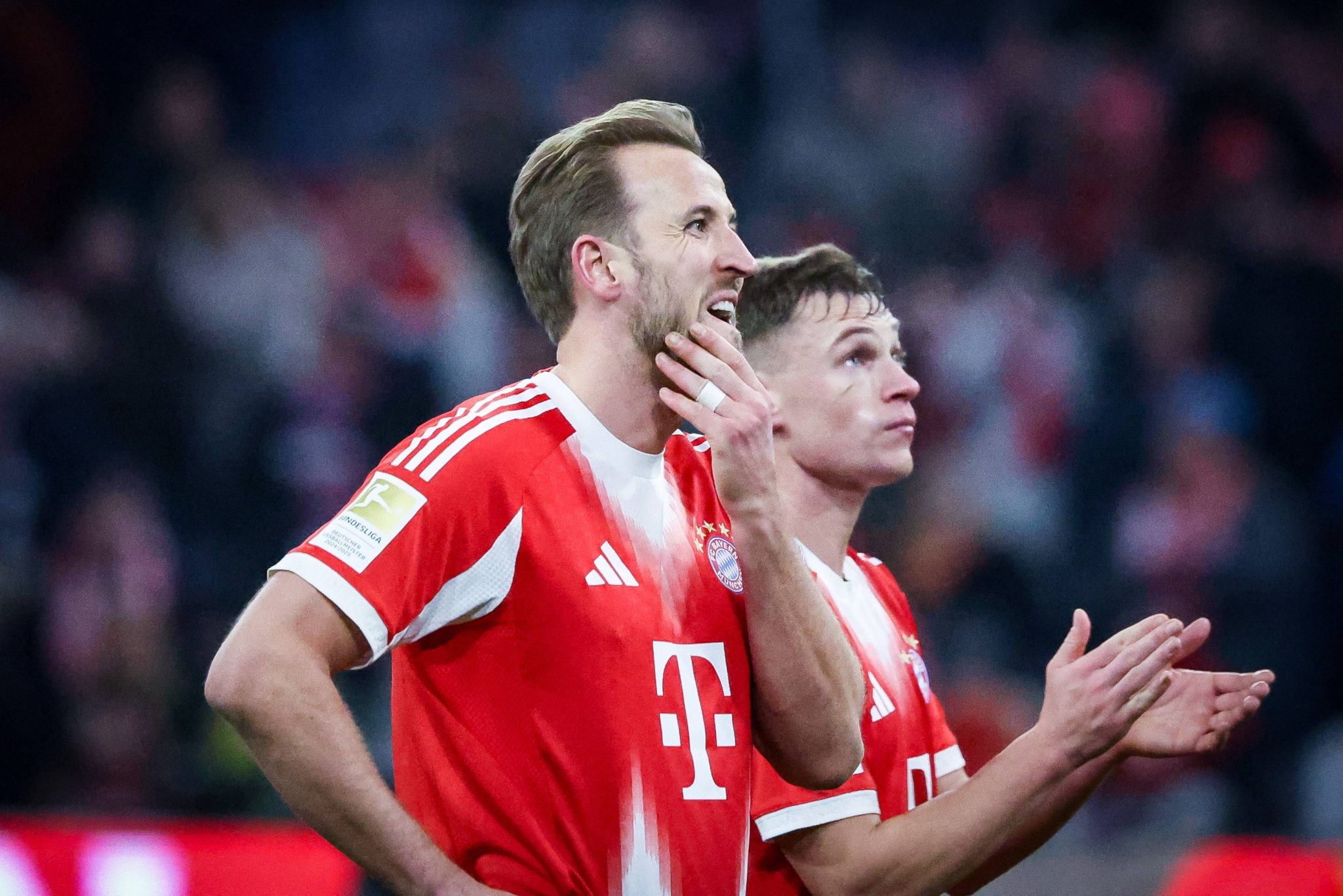 Kane e Kimmich em jogo do Bayern de Munique
