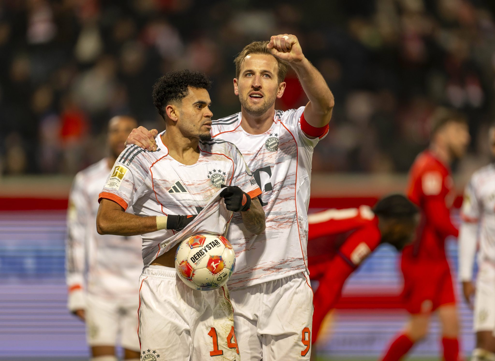 Bayern &lsquo;quase perfeito&rsquo; ganha refor&ccedil;os caseiros e empolga por restante de temporada impec&aacute;vel