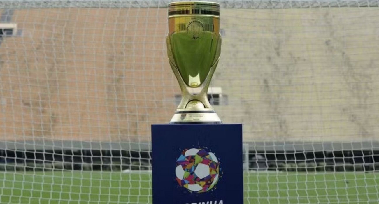 Trof&eacute;u Copinha