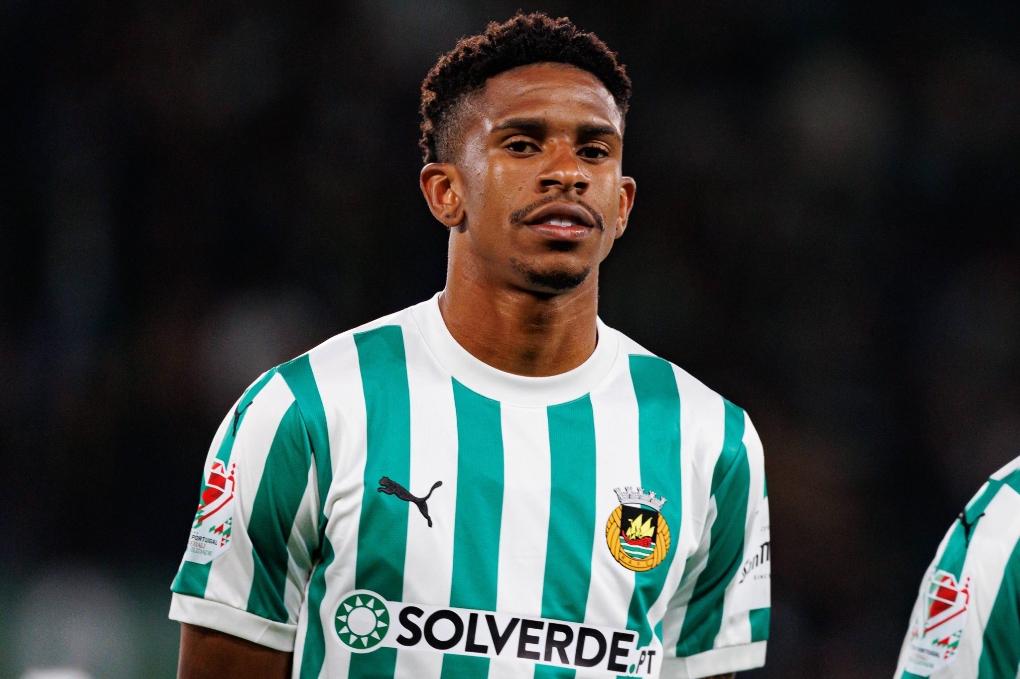 Andr&eacute; Luiz pelo Rio Ave