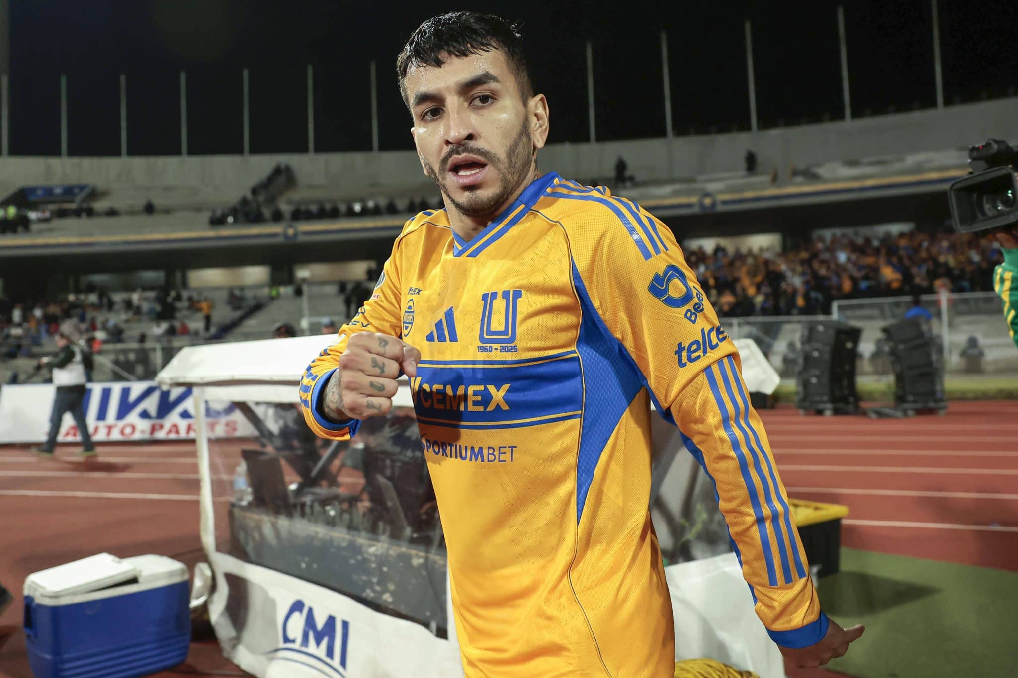 &Aacute;ngel Correa est&aacute; em alta no Tigres (Foto: Imago)