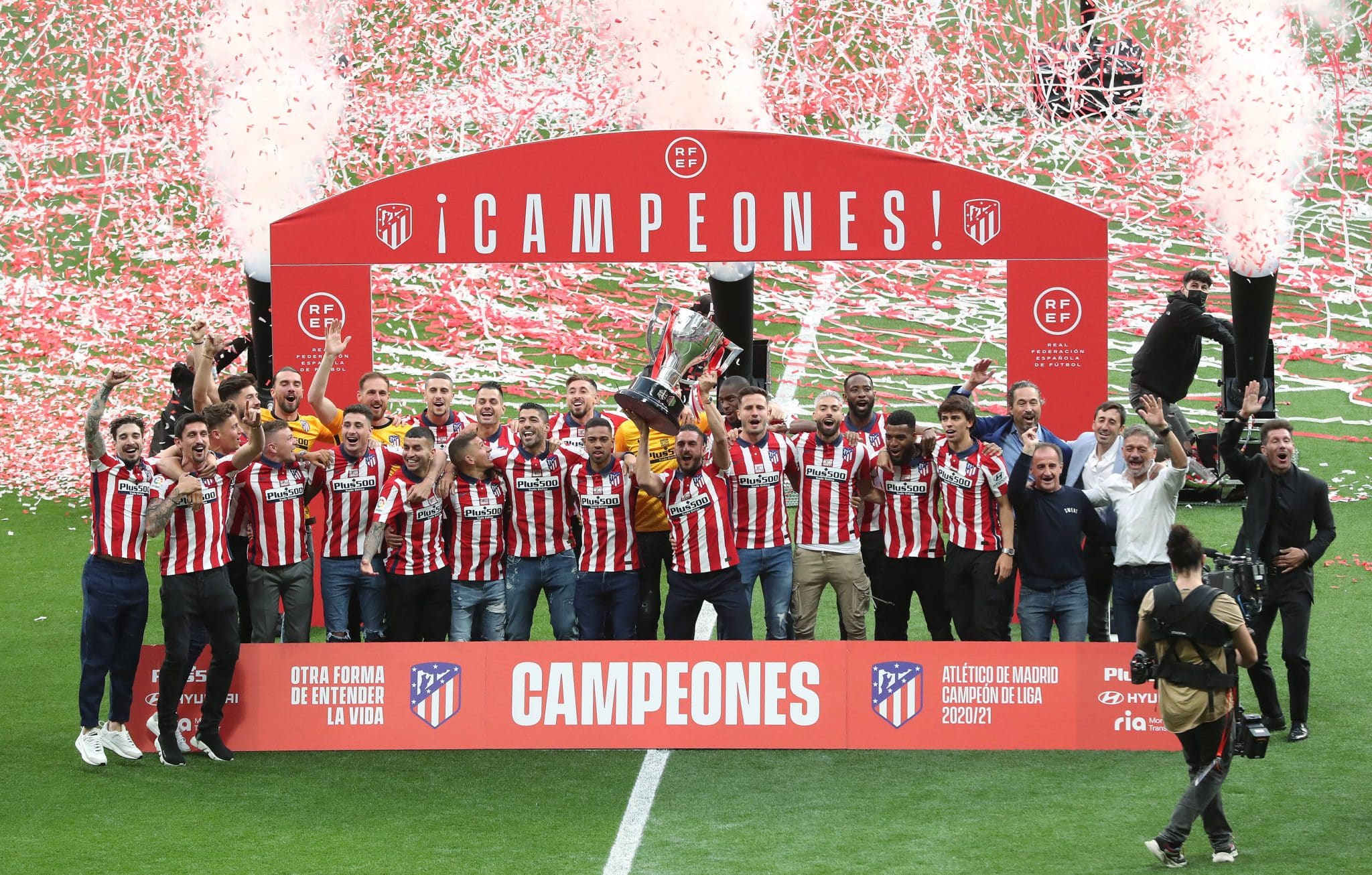 Atl&eacute;tico de Madrid ergue t&iacute;tulo de LaLiga 2020/21 (Foto: Imago)