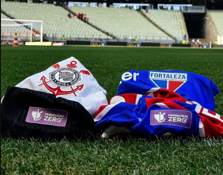 Em parceria com o Governo do Estado do Cear&aacute; e a Secretaria das Mulheres, Corinthians e Fortaleza entram em campo logo mais com o patch do Feminicidio Zero! (Foto: Divulga&ccedil;&atilde;o/Fortaleza)