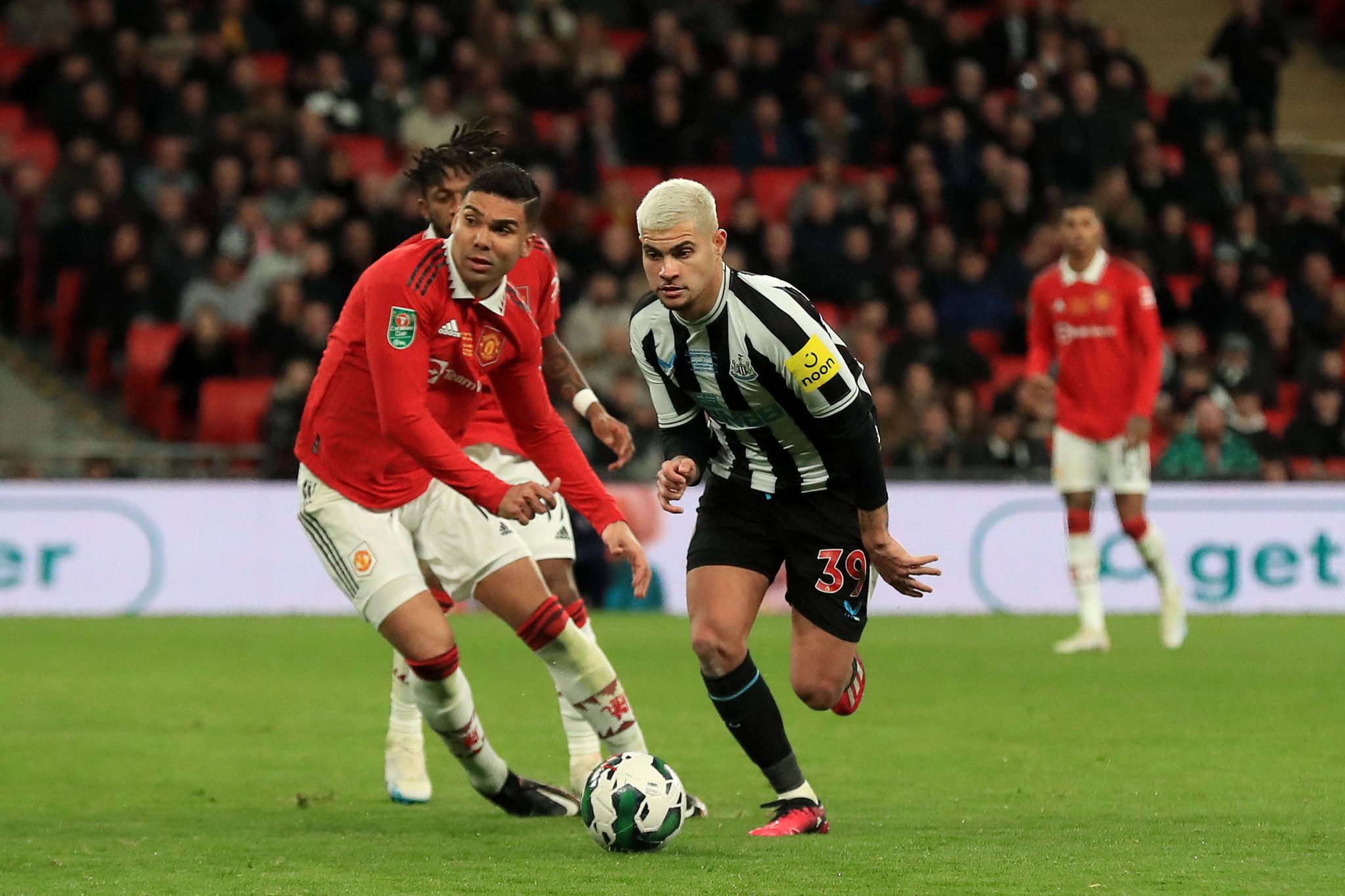 Do Natal ao Ano Novo: Jogos de futebol para assistir no final de 2025