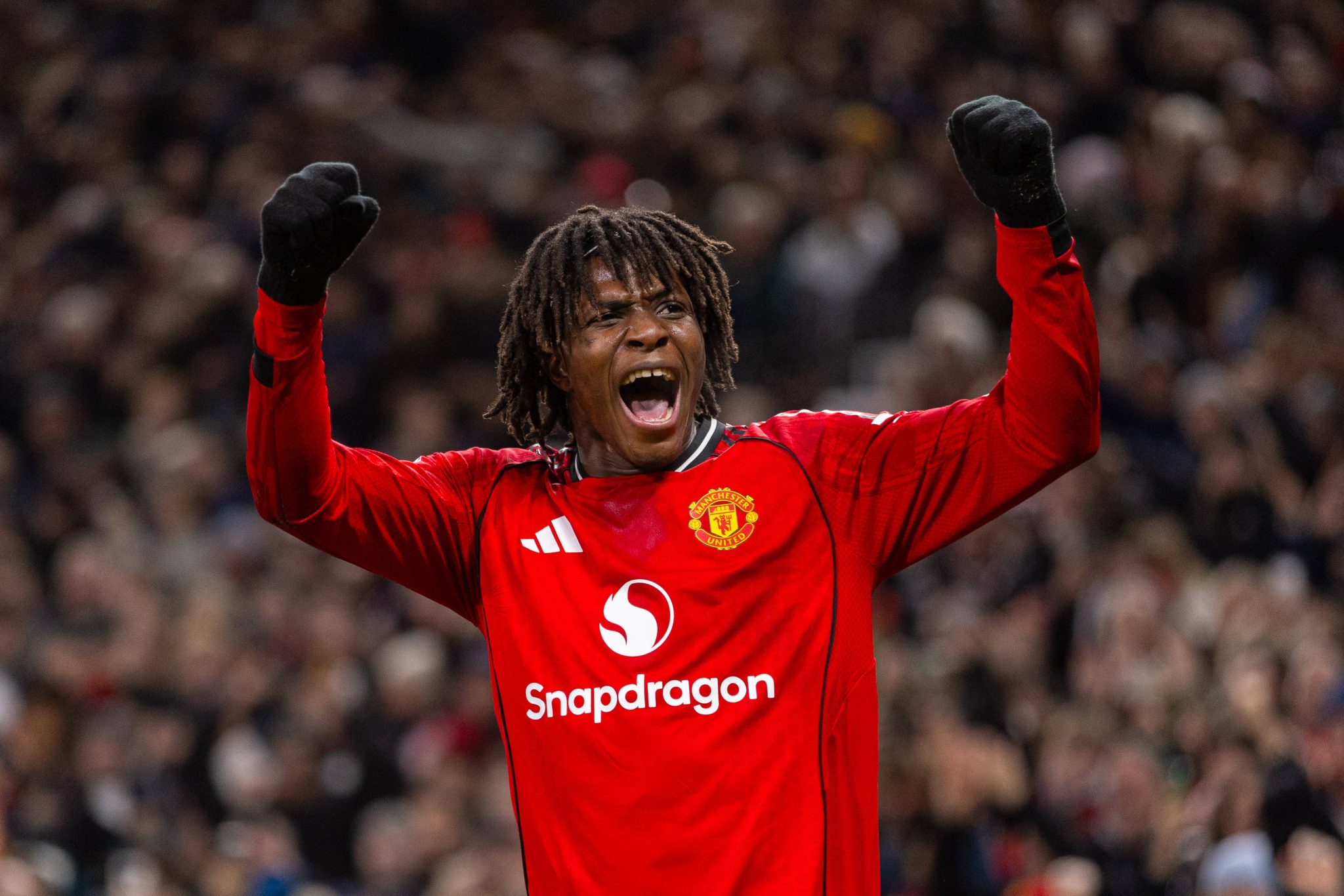 Amorim acerta em improviso e United vence Newcastle com pintura no Boxing Day