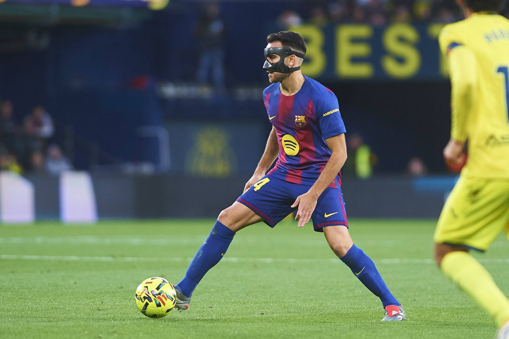 Eric Garc&iacute;a em a&ccedil;&atilde;o pelo Barcelona