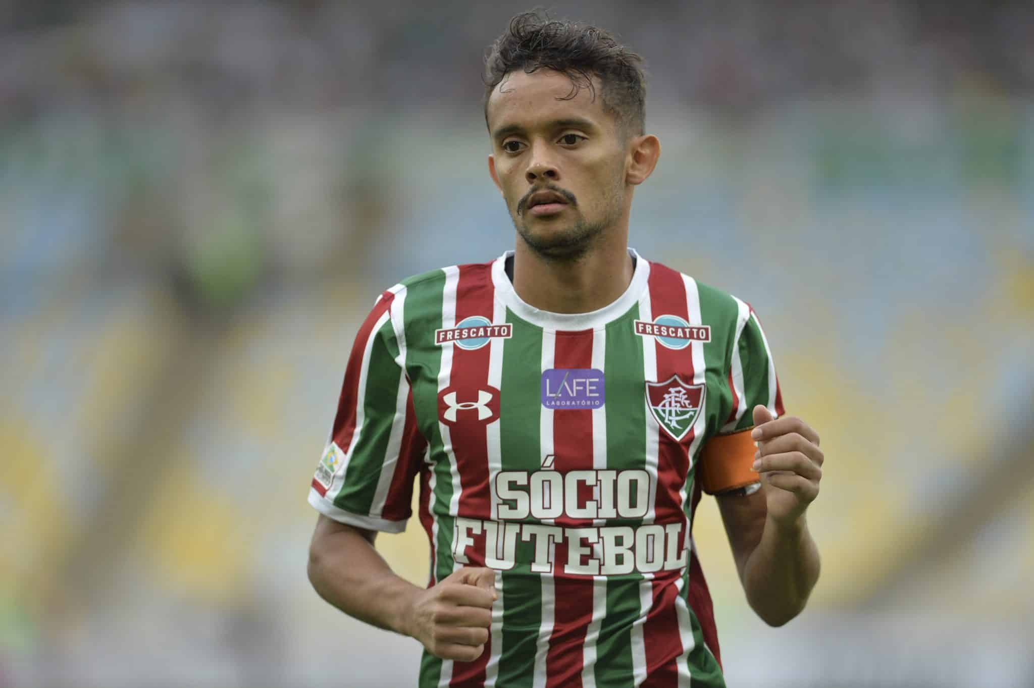 Gustavo Scarpa pelo Fluminense, em 2017 (Foto: Imago)