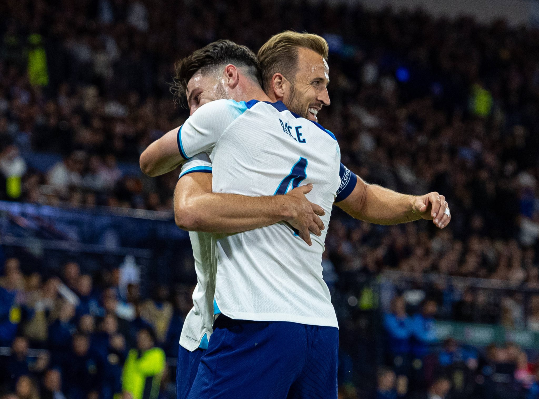 Declan Rice e Harry Kane em atua&ccedil;&atilde;o pela sele&ccedil;&atilde;o da Inglaterra (Foto: Imago)