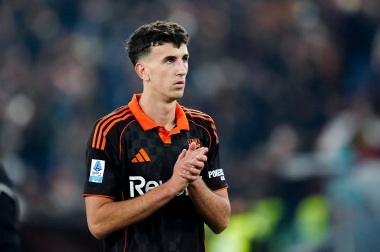 1,96 m e sensa&ccedil;&atilde;o na It&aacute;lia: Jovem vinculado ao Real desperta interesse da Premier League